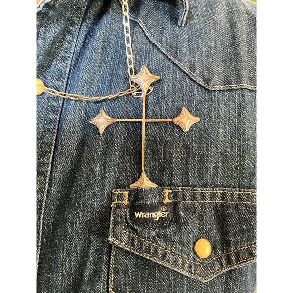 Gentleman’s One of a Kind Men's or Women's Diamond 💎 Cross Pendant 🐪 - Picture 3 of 8